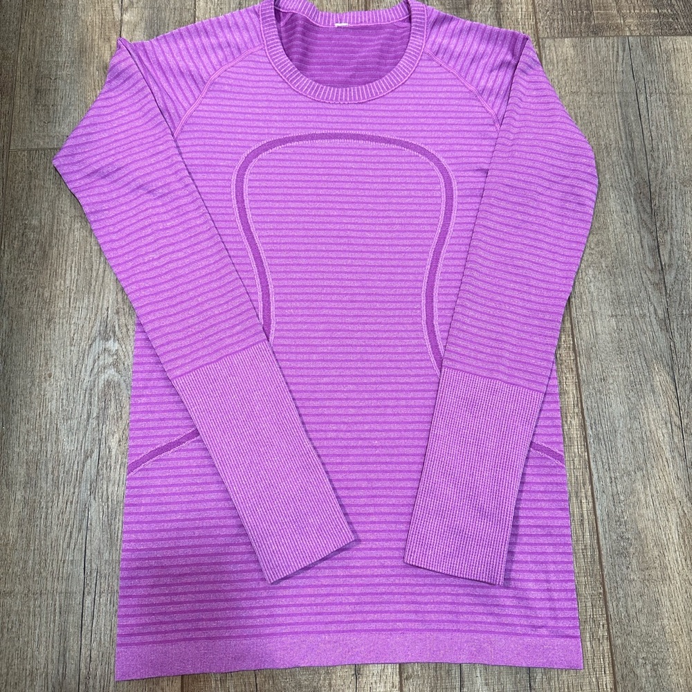 Lululemon Swiftly tech